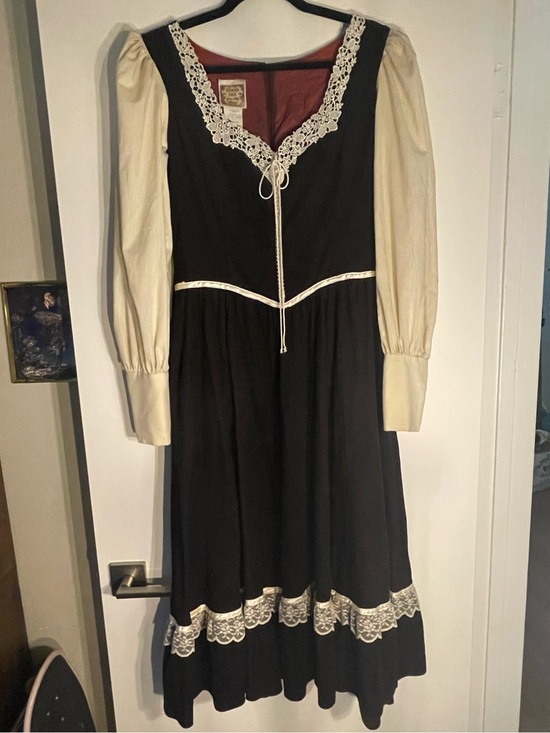 Gunne Sax Dresses & Skirts - Gunne Sax Brown Corduroy 70s Prairie Midi Dress